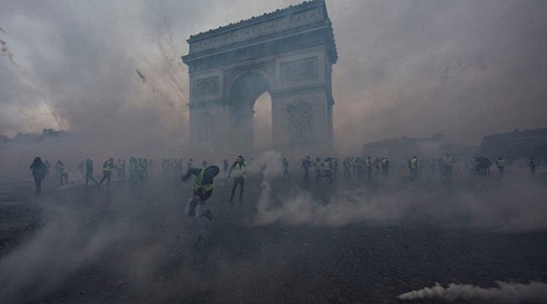 Giletsjaunes.jpg